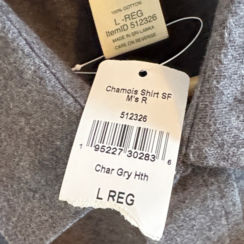 L.L. Bean Men's Chamois Shirt Slightly Fitted - Picture 8 of 8